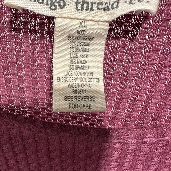 Indigo Thread Co. Thermal Knit & Lace Inset Tunic w/ Thumb Holes XL - Picture 4 of 6